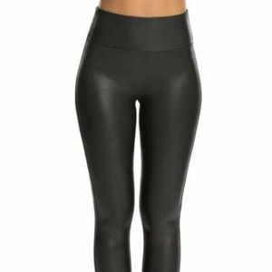 SPANX Faux Leather Leggings. Size M. Black
